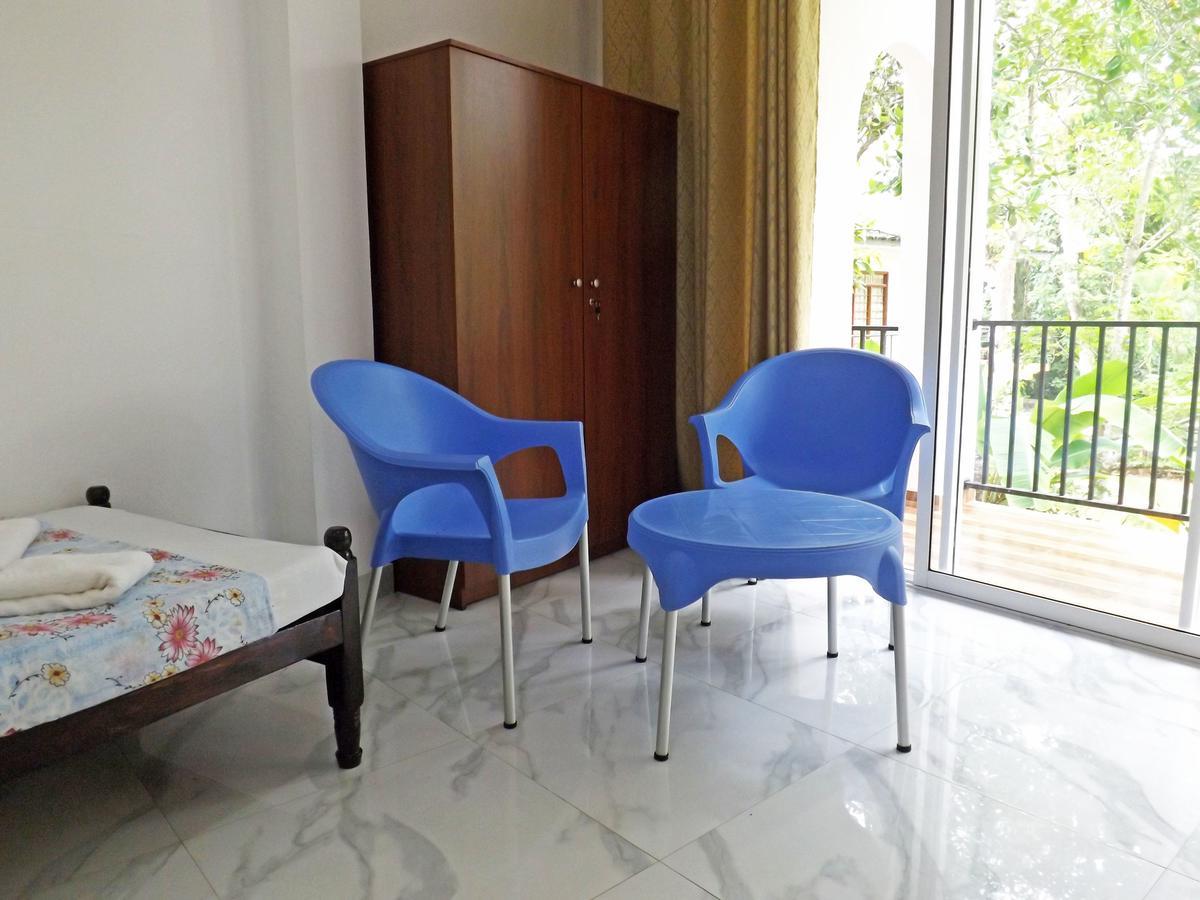 Hotel Diana Hikkaduwa Bagian luar foto