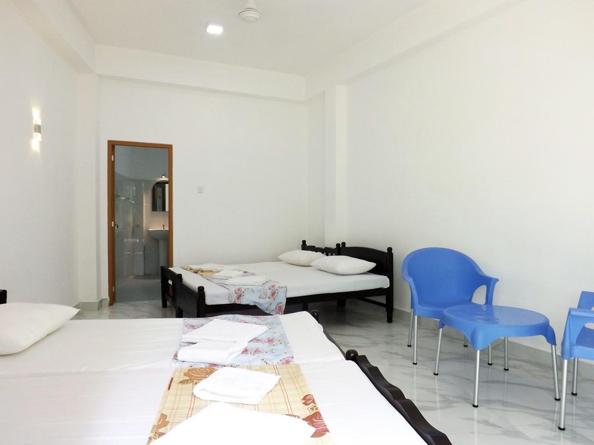 Hotel Diana Hikkaduwa Bagian luar foto