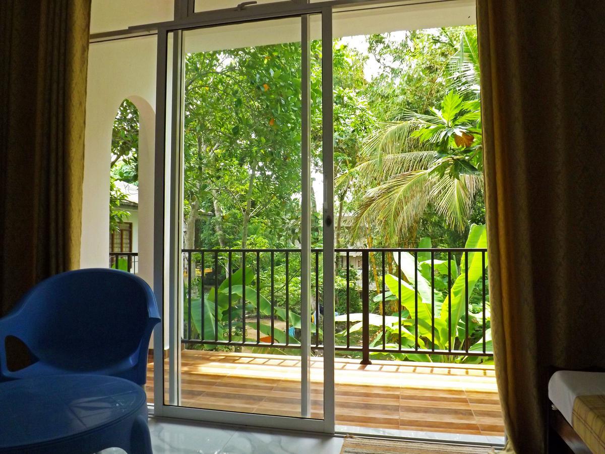 Hotel Diana Hikkaduwa Bagian luar foto